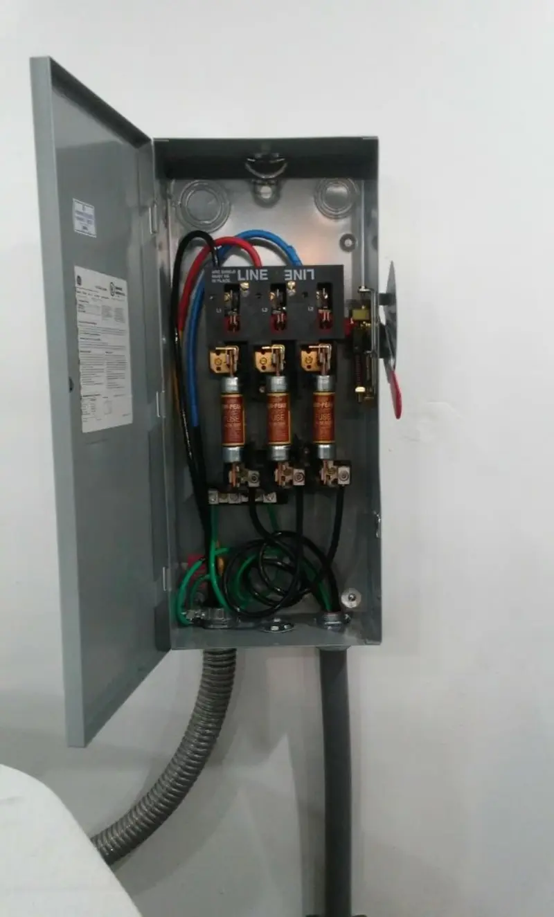 Three-phase disconnect switch installed for Electrical Wiring & Rewiring in Desert Edge